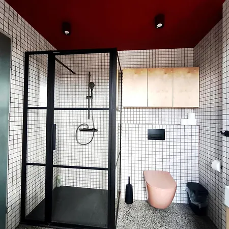 Δωμάτια σε οικογενειακή κατοικία Loft Hause Σόποτ